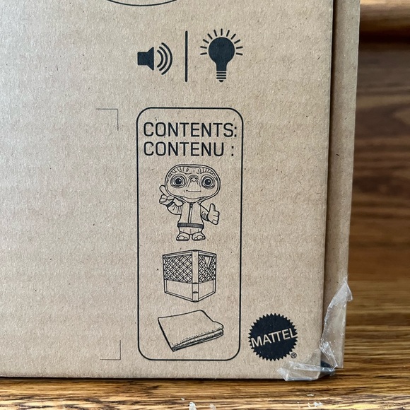 E.T. The Extra-Terrestrial 40th Anniversary Plush Bundle - NIB - Picture 5 of 7